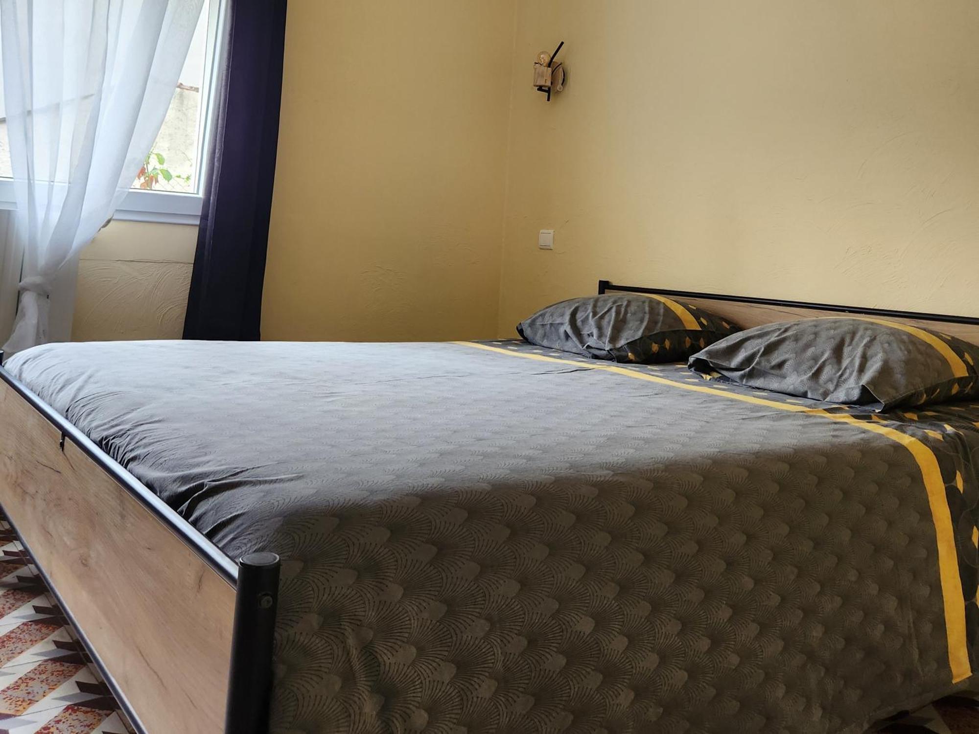 Bed and Breakfast Les Belles Nuits Le Bousquet-d'Orb Exterior foto
